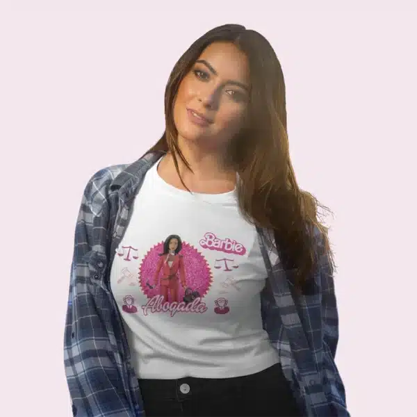 camiseta de barbie abogada blanca